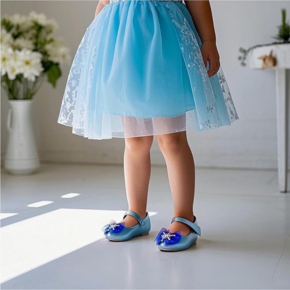 ❄️ Sparkly Mary Jane Blue Shoes with Snowflake Bow - 8T - Picture 6 of 11